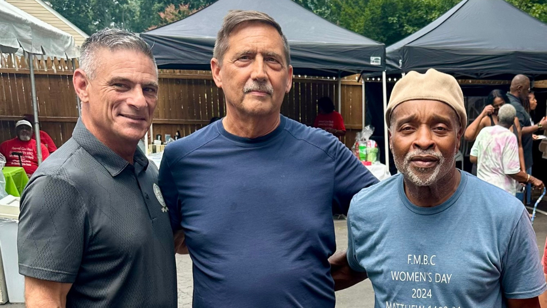 Wheelchair accessible charter buses in NY meeting ADA requirements for safe group and student transportation